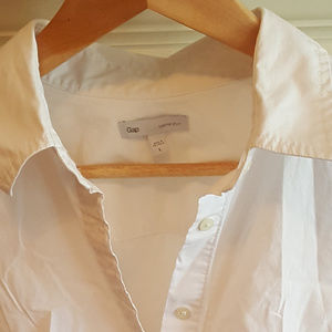 Women's White Gap Cotton Button Down Shirt